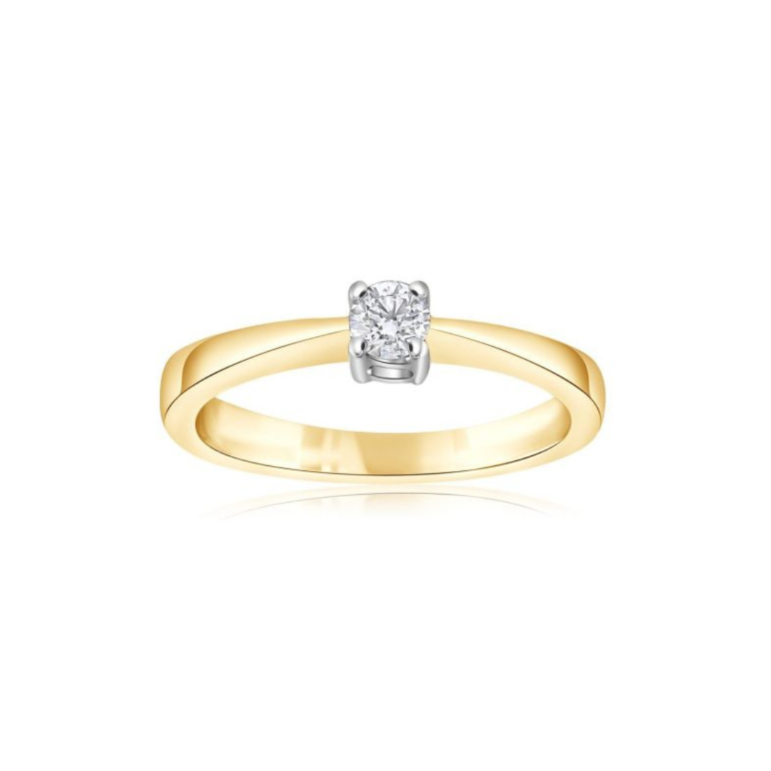 Diamond Solitaire Engagement Ring