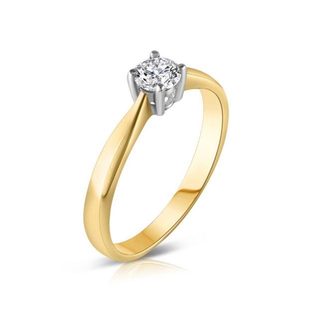 Diamond Solitaire Engagement Ring